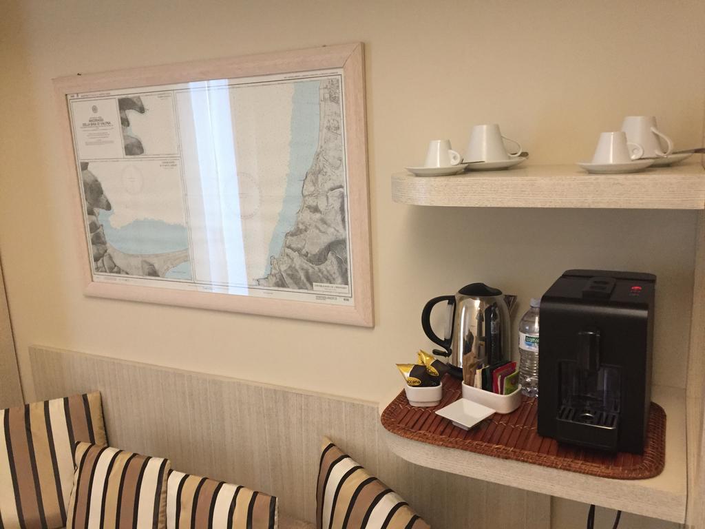 Terrazza Marconi Hotel&Spamarine سينِغاليا المظهر الخارجي الصورة