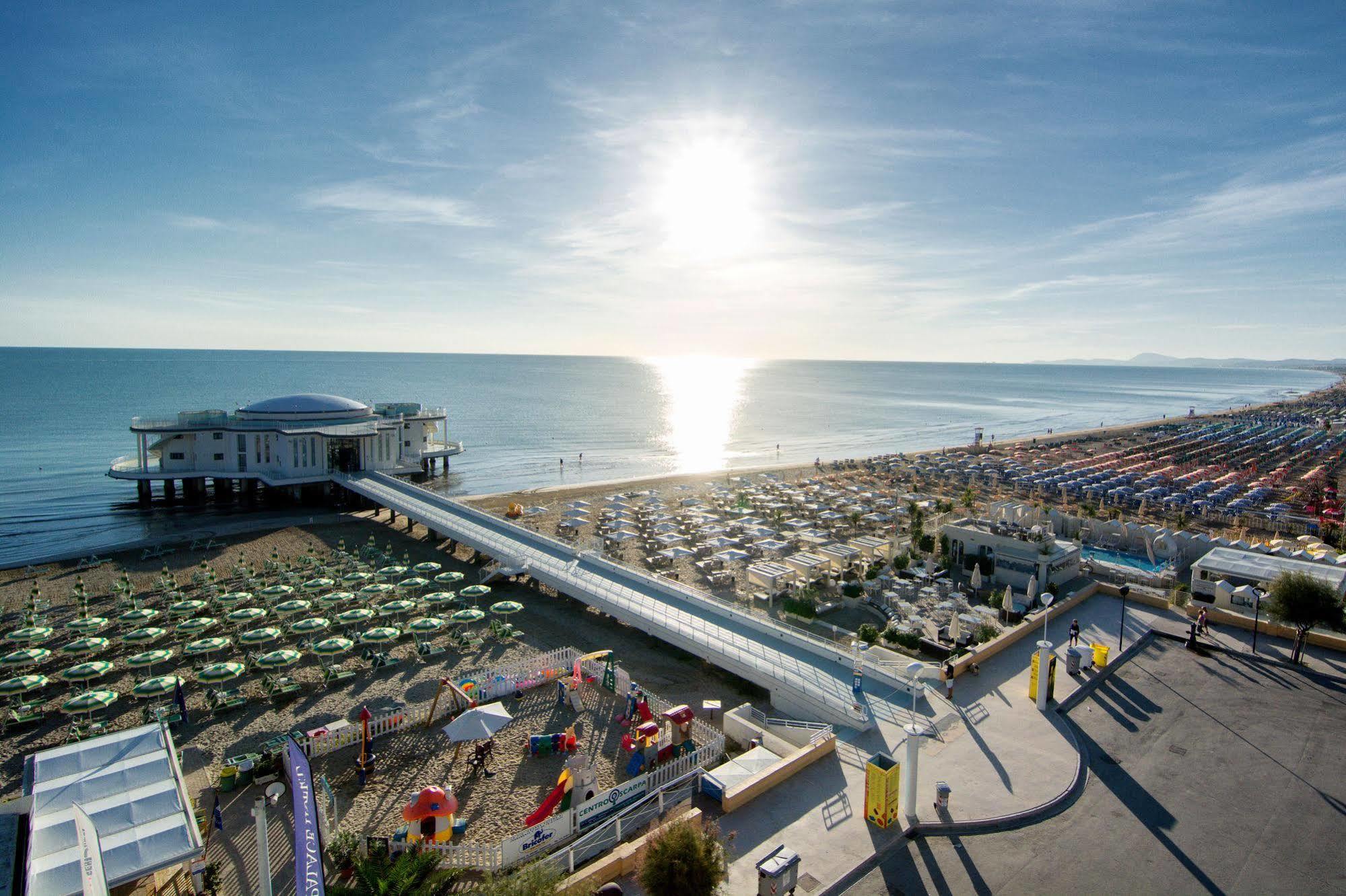 Terrazza Marconi Hotel&Spamarine سينِغاليا المظهر الخارجي الصورة