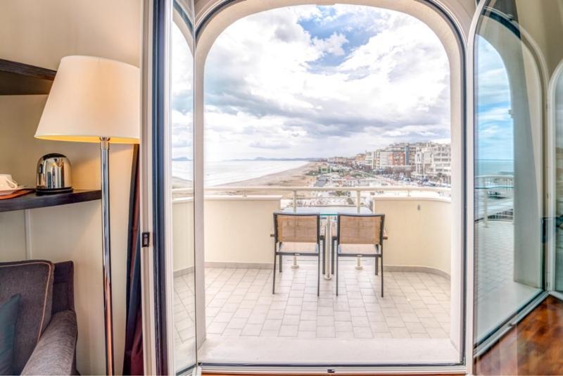 Terrazza Marconi Hotel&Spamarine سينِغاليا المظهر الخارجي الصورة